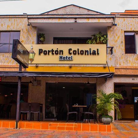Hotel Porton Colonial เมเดยิน ภายนอก รูปภาพ