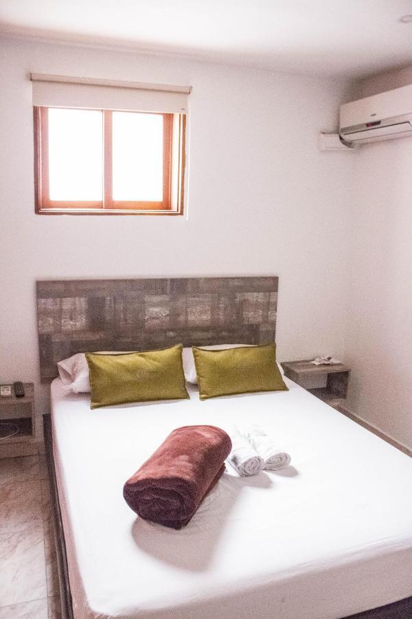 Hotel Porton Colonial เมเดยิน ภายนอก รูปภาพ