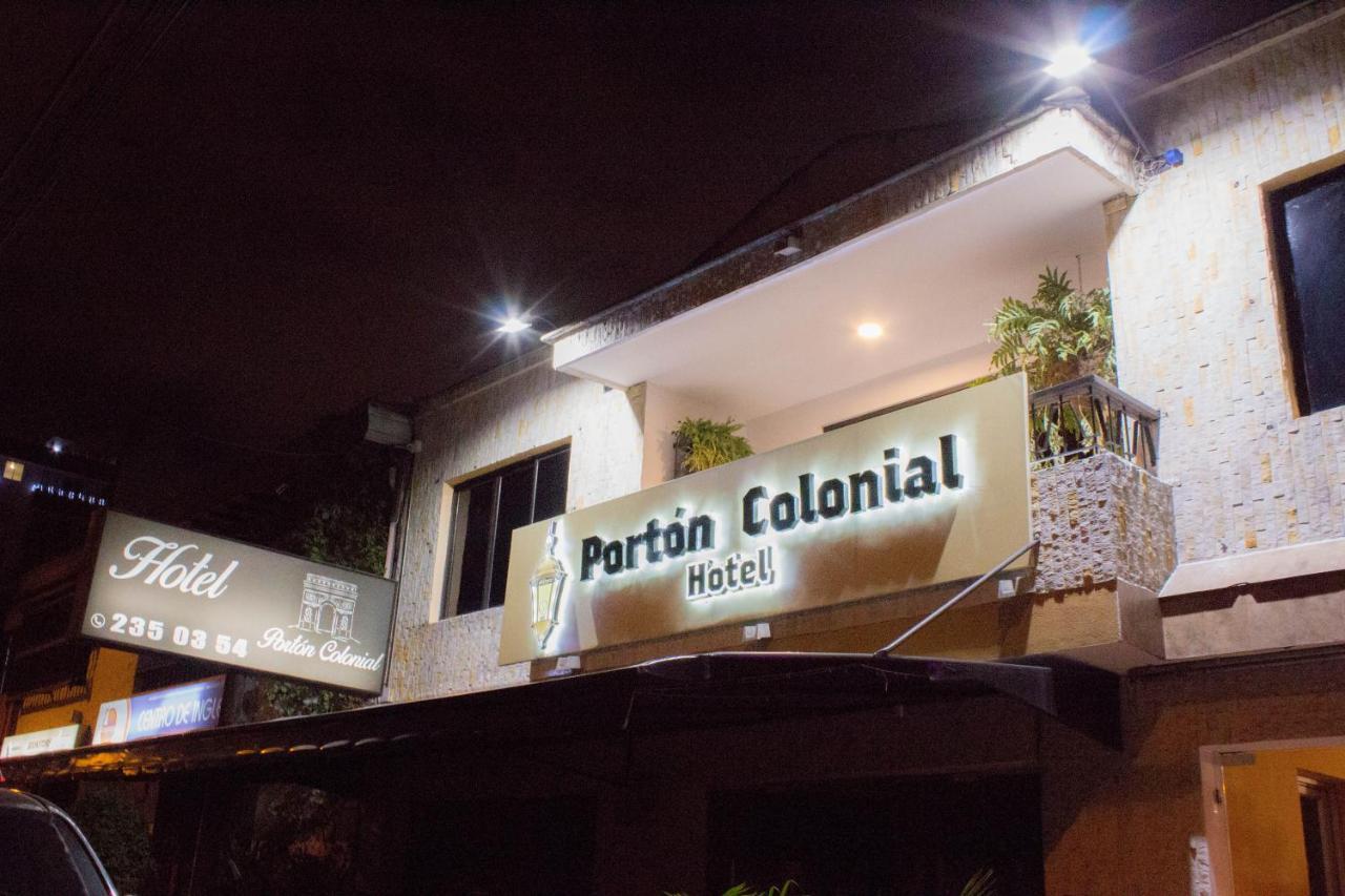 Hotel Porton Colonial เมเดยิน ภายนอก รูปภาพ