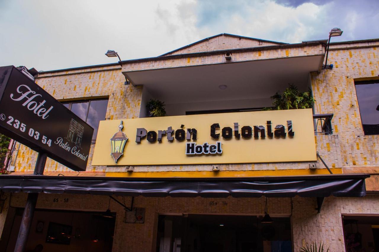 Hotel Porton Colonial เมเดยิน ภายนอก รูปภาพ